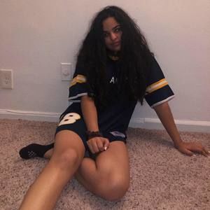 Meet your Posher, Luiza